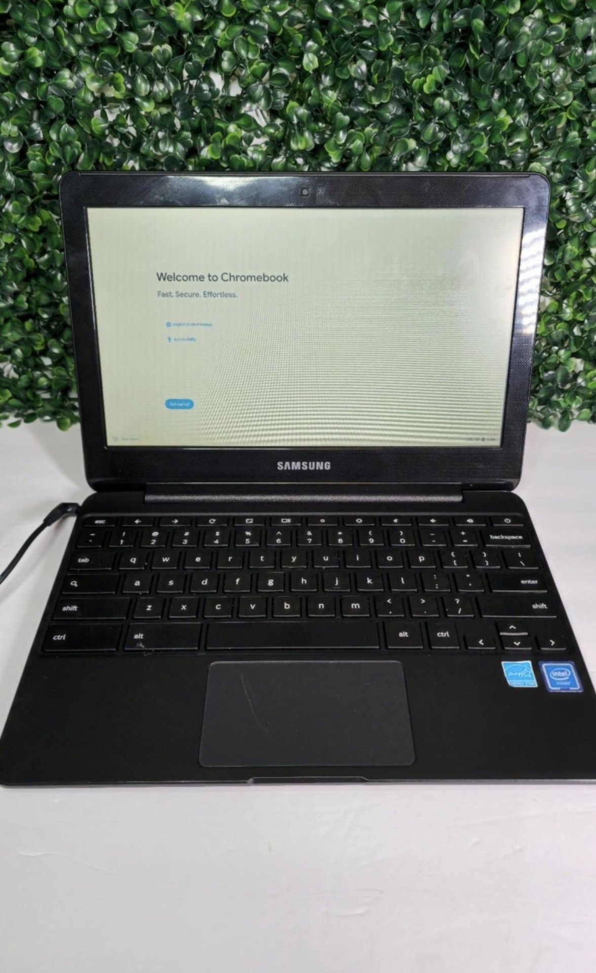 Samsung Chromebook XE500C13 11.6" Laptop Chrome OS Grea