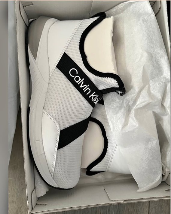 Calvin Klein Size 10 Sneakers