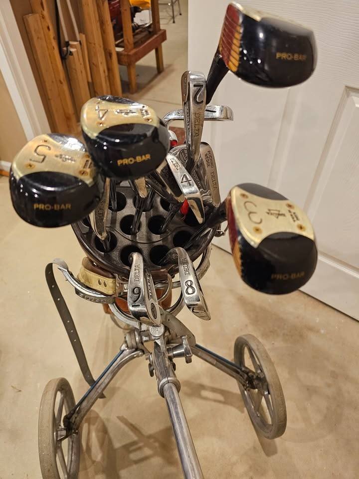 Extra Long Golf clubs, golf bag, and cart