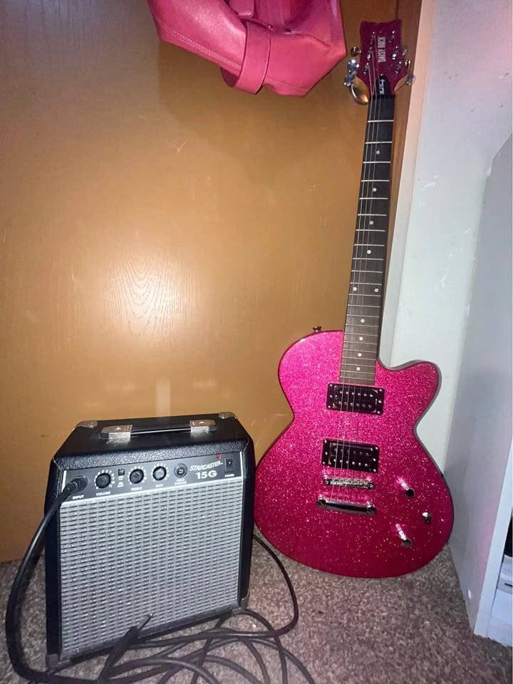 Daisy rock Electric guitar & Amplifier