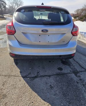 2013 Ford Focus · SE Hatchback 2D