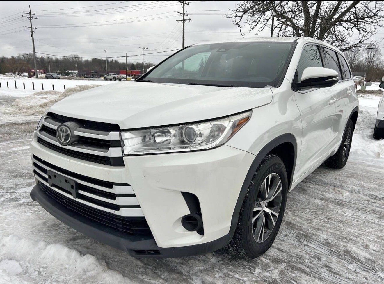 2017 Toyota Highlander LE fwd 4cyl