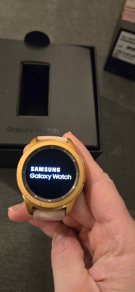 Galaxy watch for women 42 mm rose gold