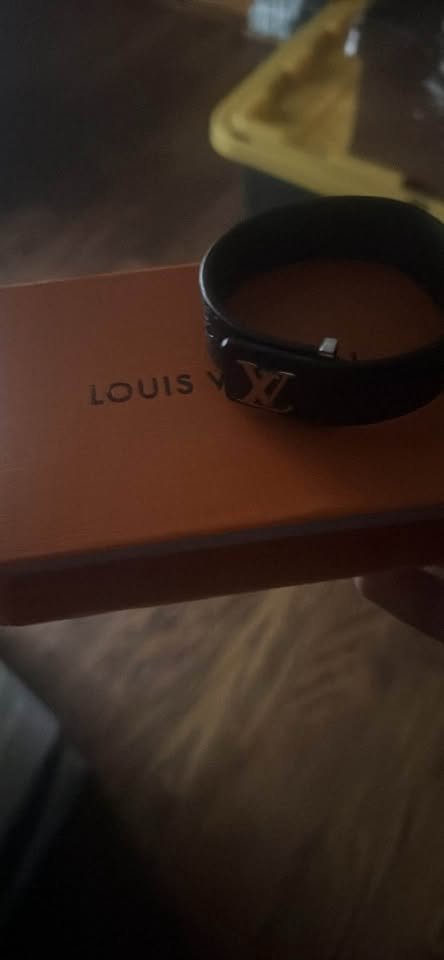 LOUIS VITTON Bracelet