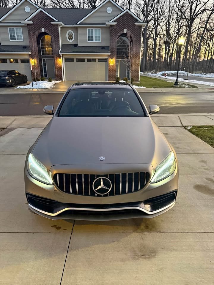 Mercedes-Benz C300 4MATIC 2016