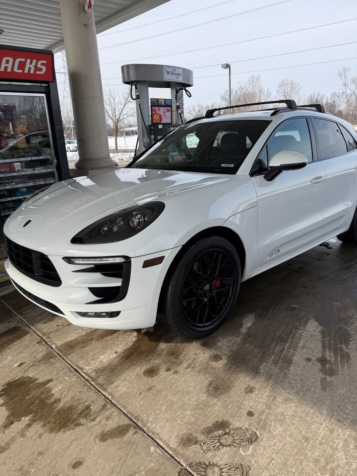 2017 Porsche Macan