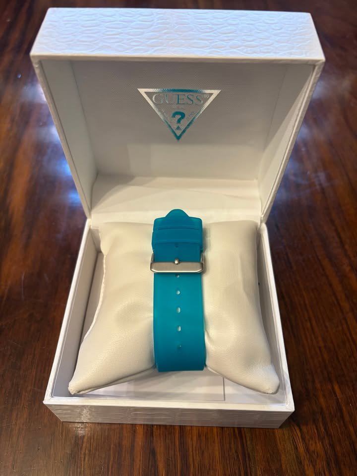 Womens Guess Watch