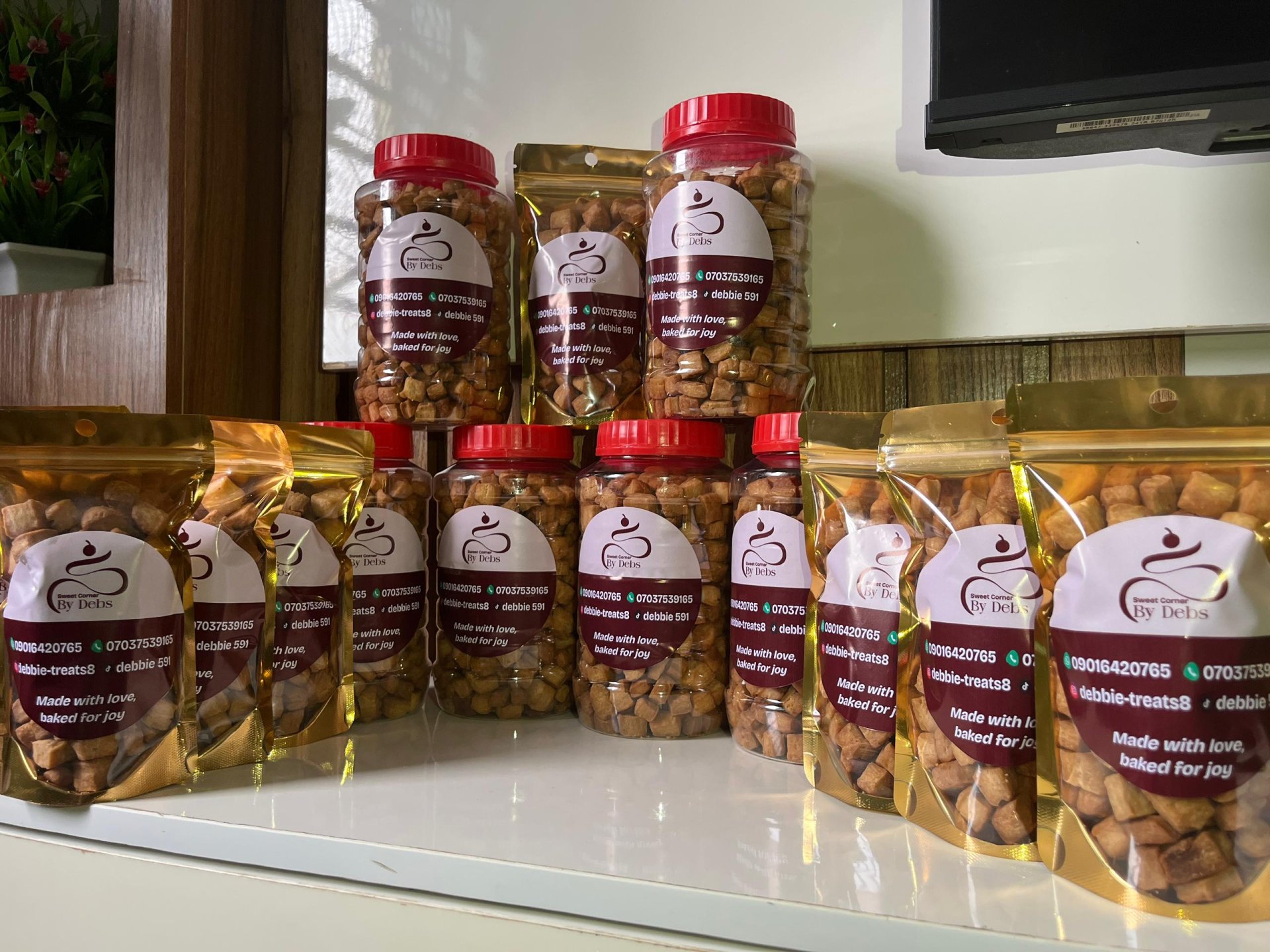 SWEET CORNER BY DEBS 