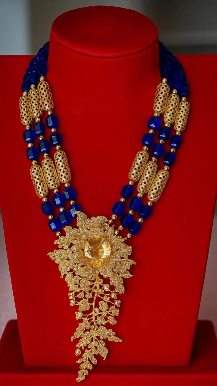 Royal necklace 